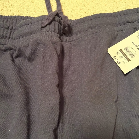 terra and sky pull on capri length shorts - Picture 5 of 6